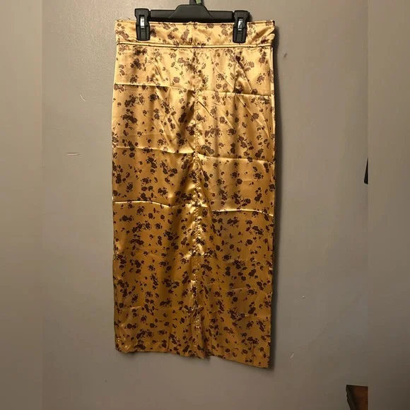Zara Floral Satin Midi Skirt - copper/brown size M - Picture 2 of 9